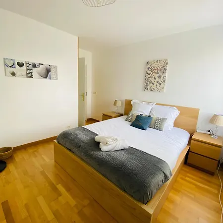 Apartamento 3 Pieces Proche Rer & *